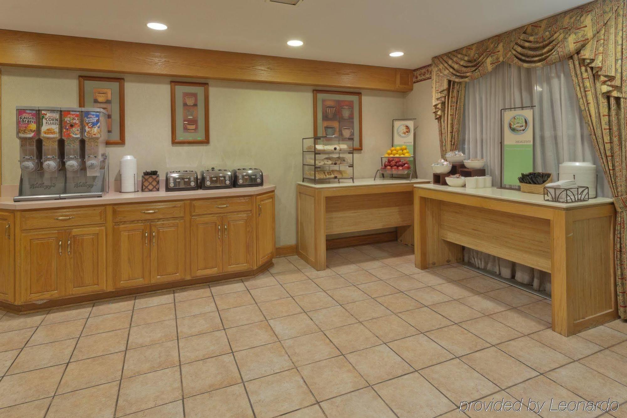 Country Inn & Suites By Radisson, Holland, Mi Exterior photo